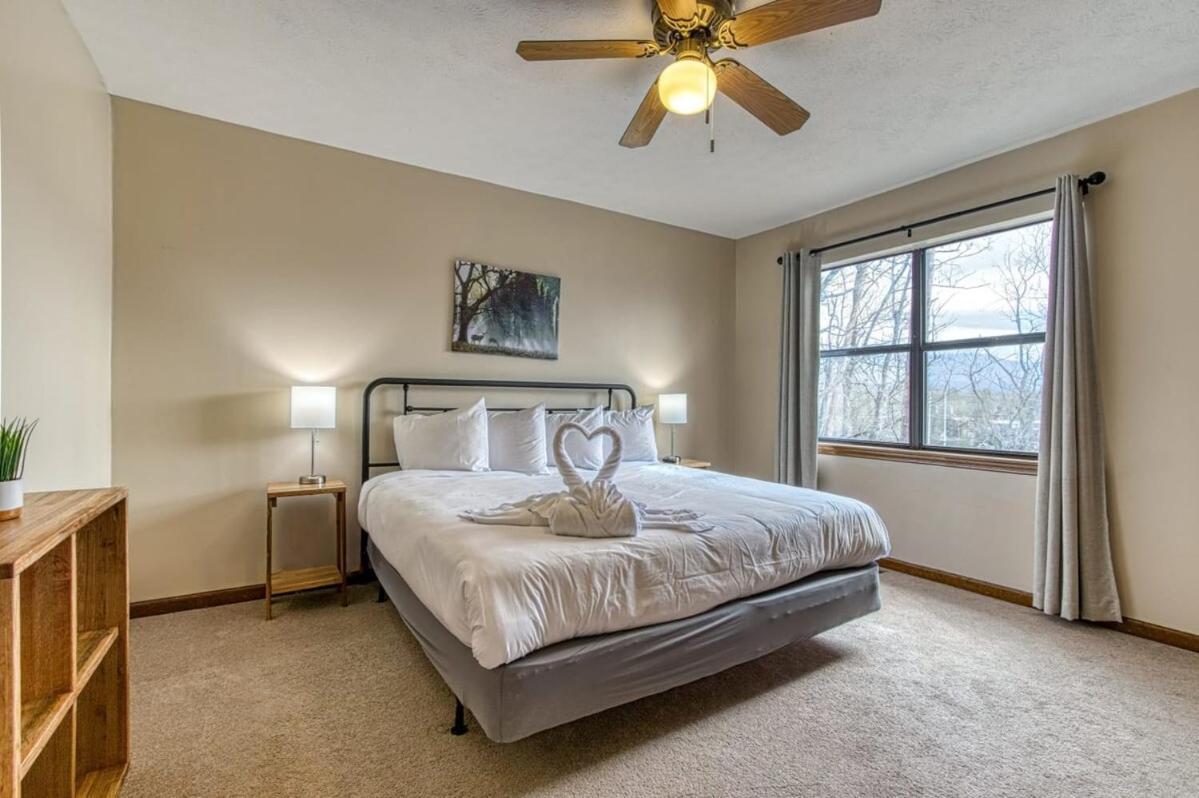 Pinecrest Townhomes-1King-2Queen Unit-Updated Pigeon Forge Eksteriør bilde