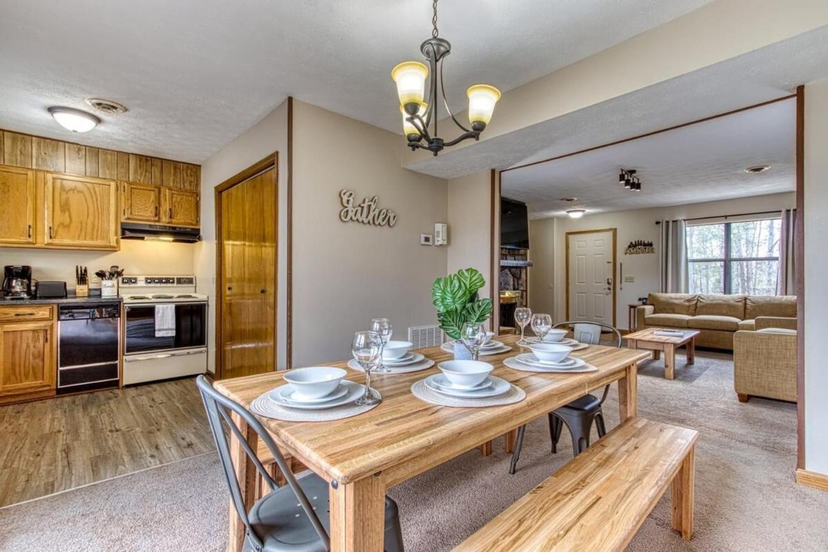 Pinecrest Townhomes-1King-2Queen Unit-Updated Pigeon Forge Eksteriør bilde